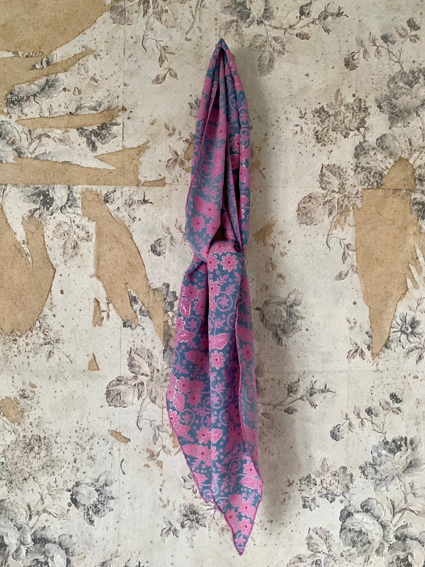 Silketørklæde, Pink Mønster